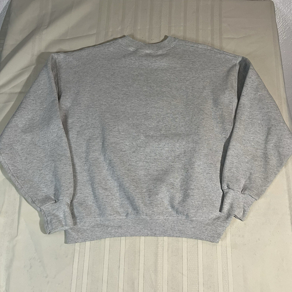 Vintage Embroidered Peasant Shipshewana Folk Sweatshirt USA Large Gray Comfy - Picture 2 of 7